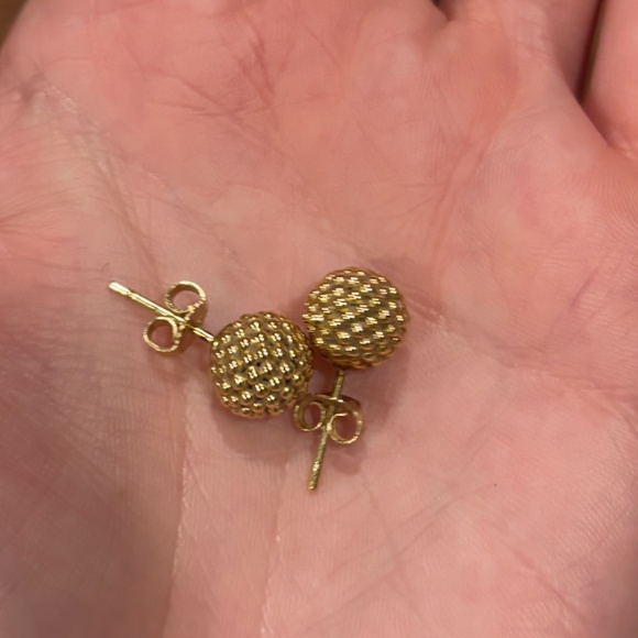 LAGOS Caviar Gold Collection 18K Gold Stud Earrings - Picture 3 of 4